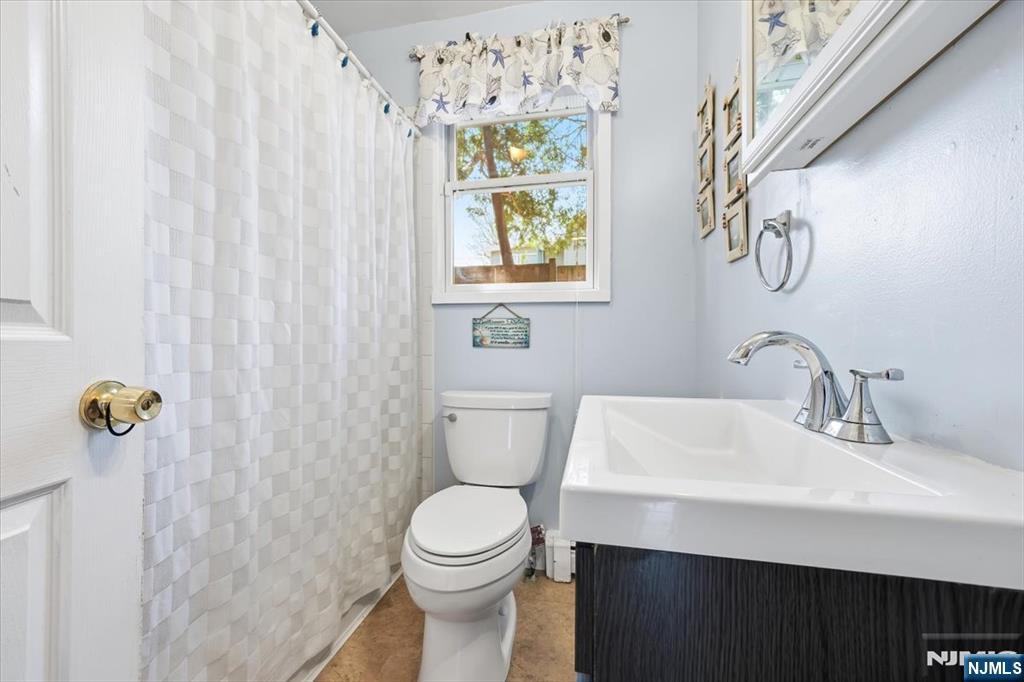 29 Sunset Avenue Butler, NJ 07405 - Photo 8 of 38