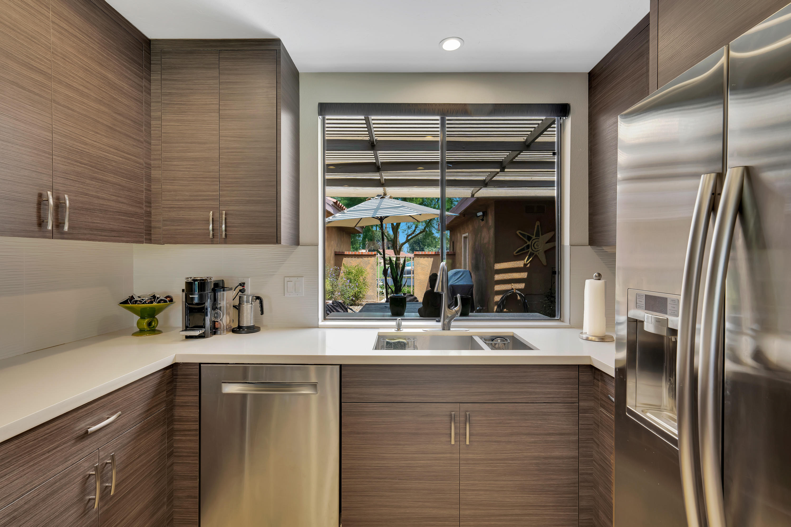 6 Lugo Drive Rancho Mirage, CA 92270 - Photo 11 of 33 Photo-23