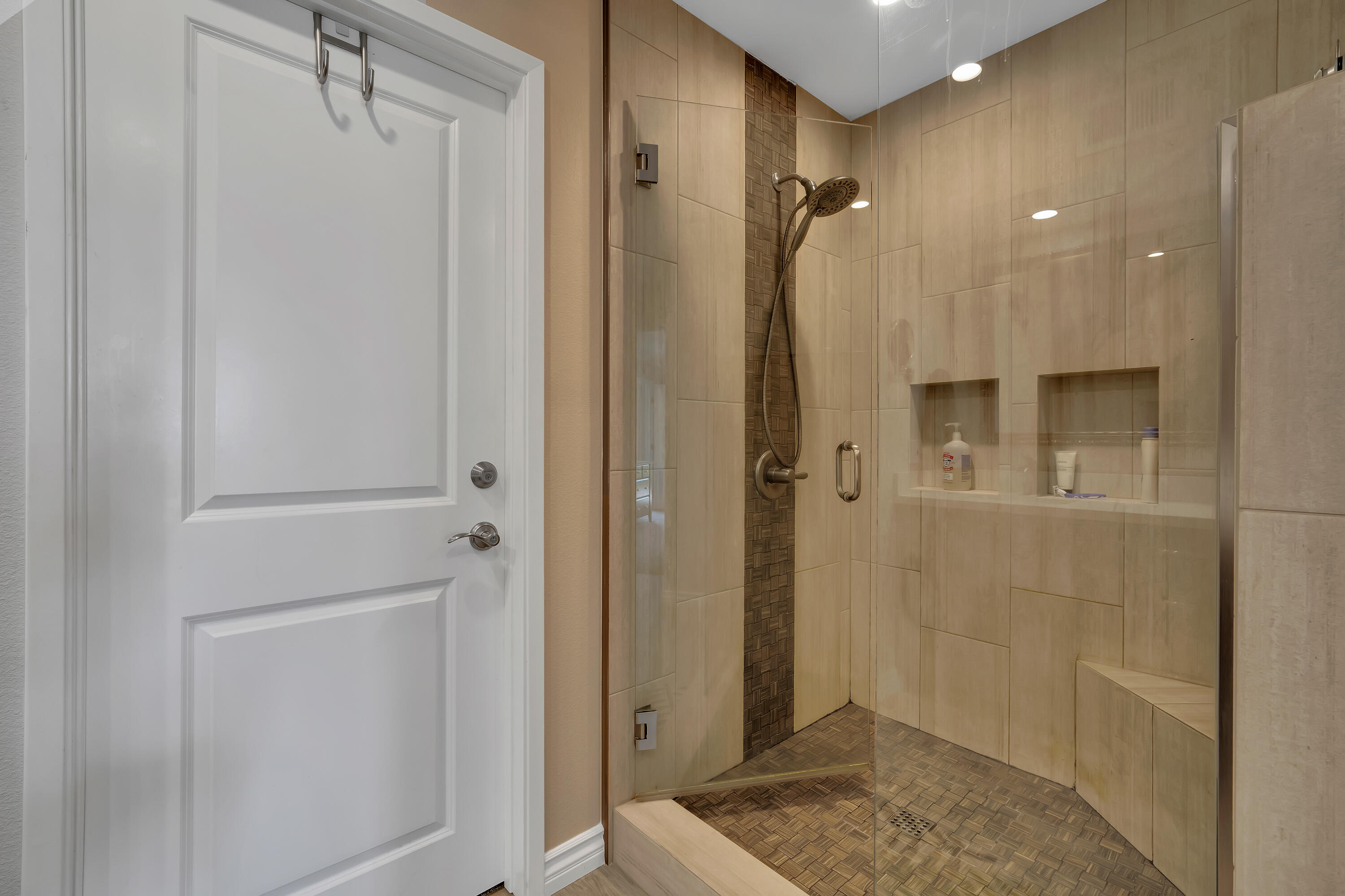 6 Lugo Drive Rancho Mirage, CA 92270 - Photo 16 of 33 Photo-28