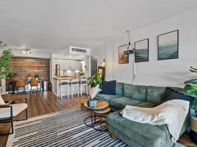 $324,500 | 790 North Washington Street, Unit 206, Denver, CO 80203