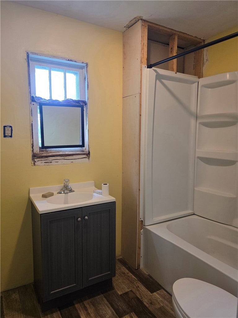 1871 East Lawrence Street Decatur, IL 62521 - Photo 14 of 16 Gallery Image 14