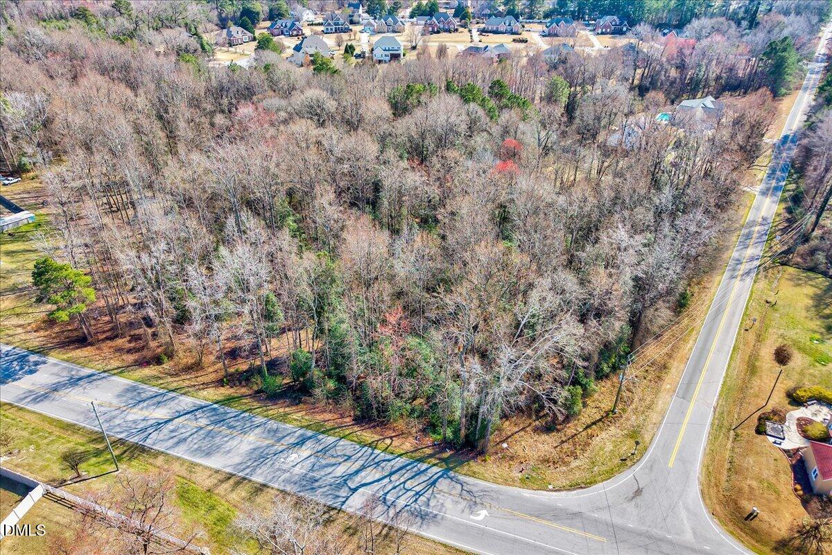 15973 Highway 210 Angier, NC 27501 - Photo 6 of 12 a view of a garden with plants