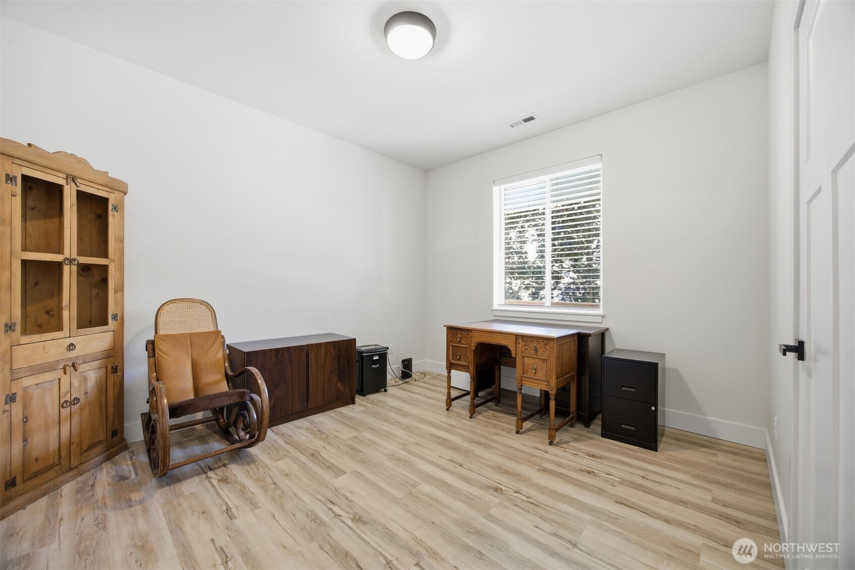 533 2nd Street Sumas, WA 98295 - Photo 6 of 40