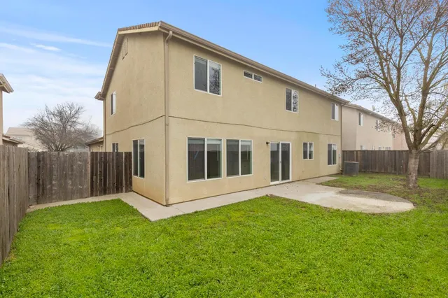 $474,900 | 1566 Maryclair Drive, Olivehurst, CA 95961