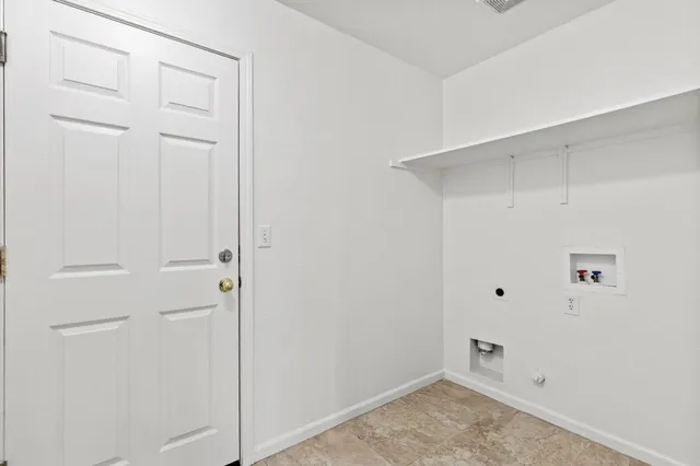 $474,900 | 1566 Maryclair Drive, Olivehurst, CA 95961