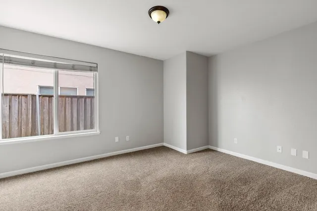 $474,900 | 1566 Maryclair Drive, Olivehurst, CA 95961