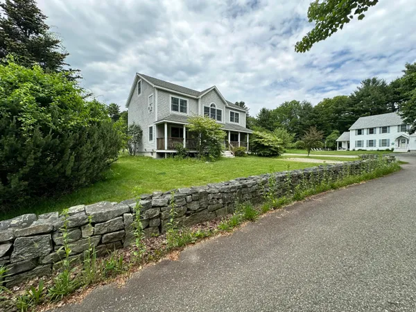 $1,750,000 | 15 Cooley Lane, Ogunquit, ME 03907