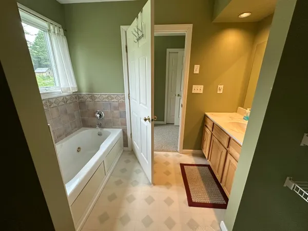 $1,750,000 | 15 Cooley Lane, Ogunquit, ME 03907