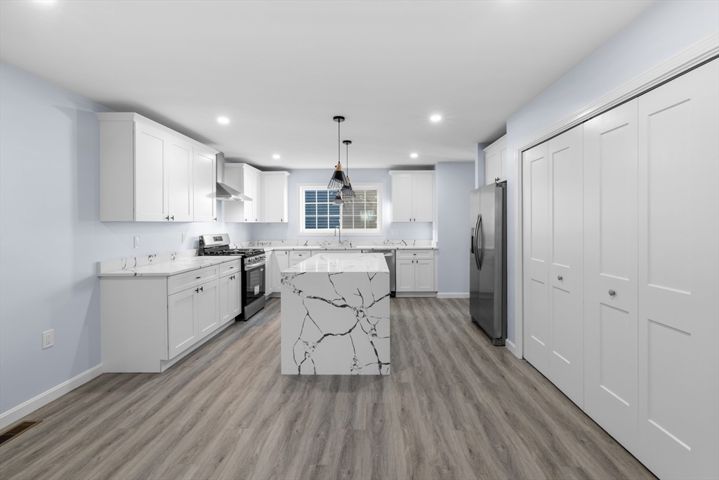 79 Hunter Street Fall River, MA 02721 - Photo 4 of 14 Gallery Image 4