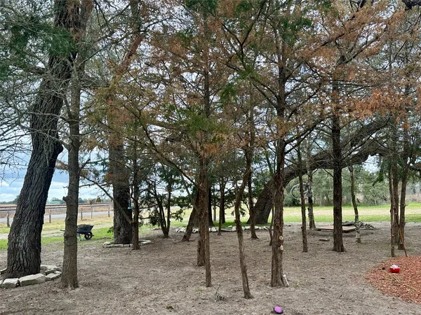 $119,900 | 750 Fm 154 Street South, Muldoon, TX 78949