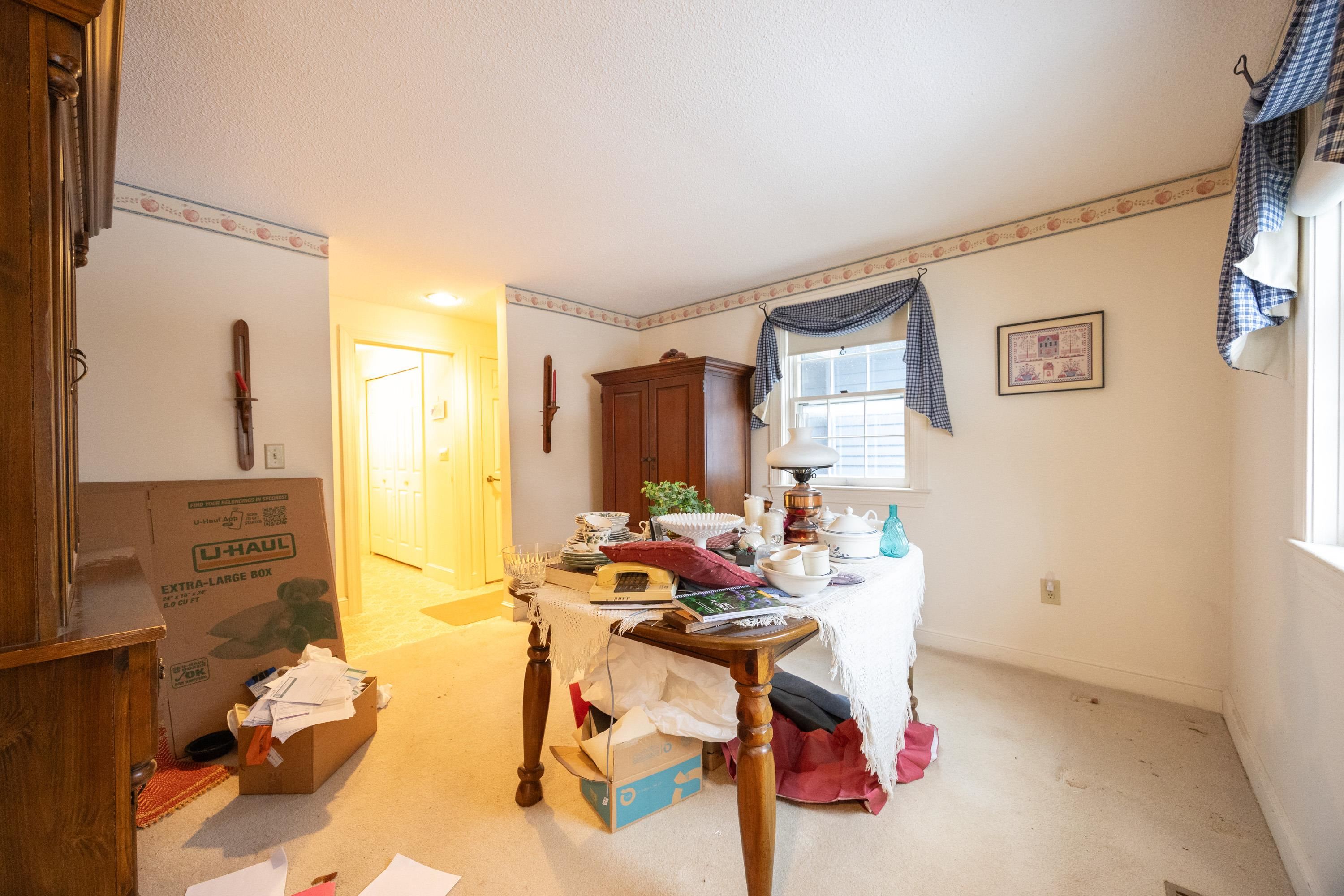 232 Winding Pond Road Londonderry, NH 03053 - Photo 18 of 34