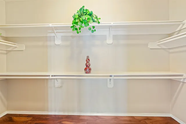 a close view of sink