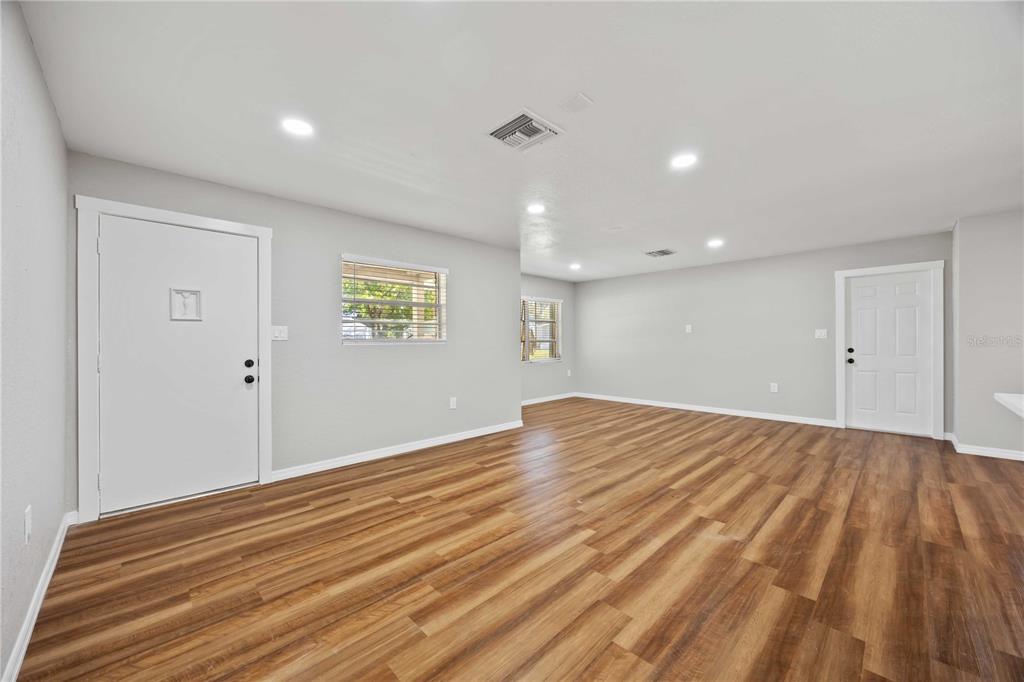 1432 Banana Road Lakeland, FL 33810 - Photo 12 of 39