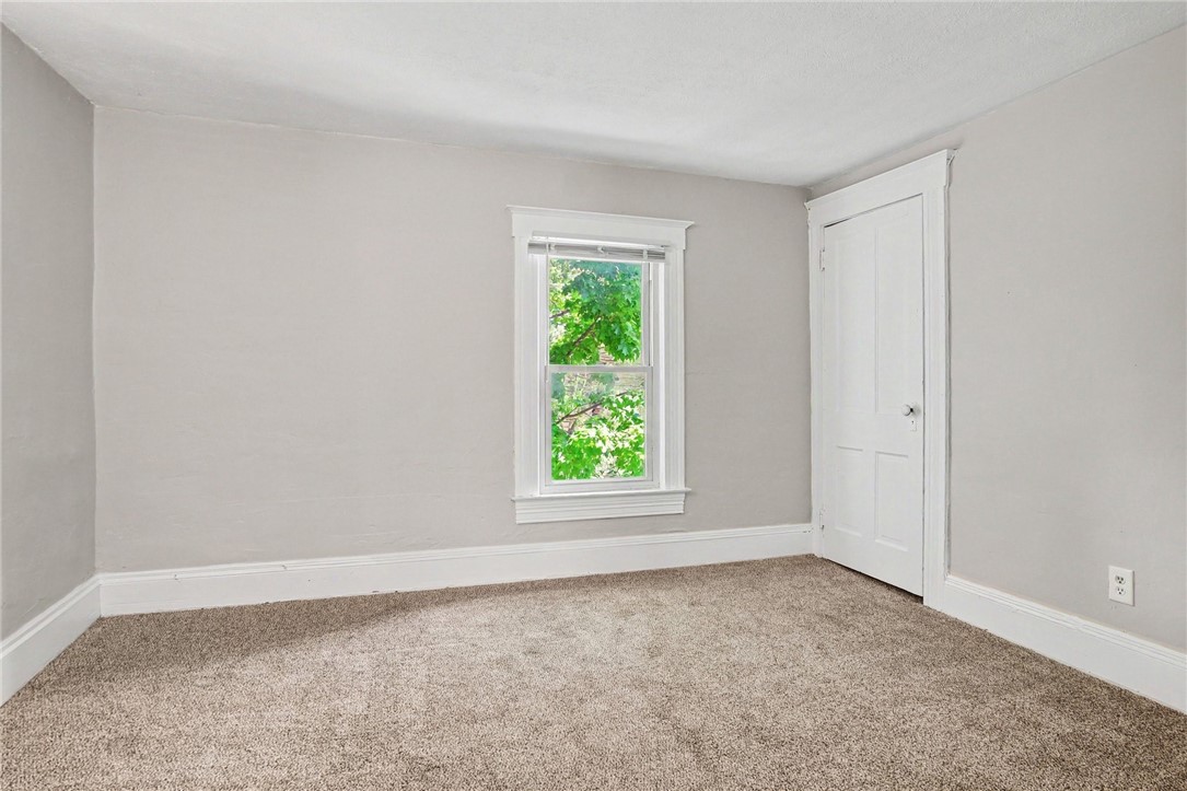 1897 Ridge Road Ontario, NY 14519 - Photo 14 of 31