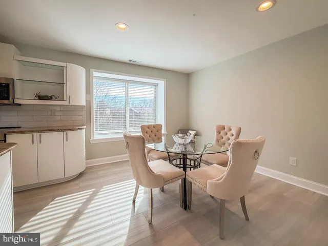 $2,950 | 3253 Durham Place, Holland, PA 18966