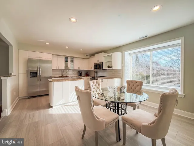 $2,950 | 3253 Durham Place, Holland, PA 18966