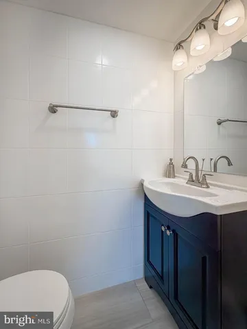 $2,950 | 3253 Durham Place, Holland, PA 18966