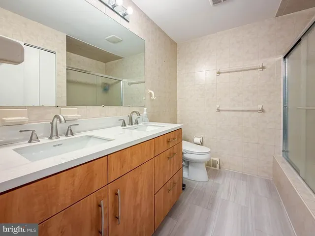 $2,950 | 3253 Durham Place, Holland, PA 18966