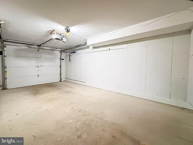 $2,950 | 3253 Durham Place, Holland, PA 18966