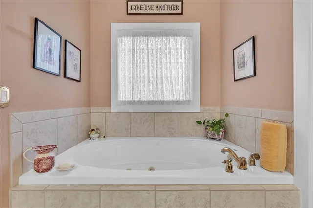 $495,000 | 37 Lake Haven Drive, Cartersville, GA 30120