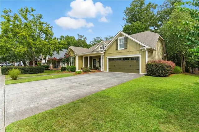 $495,000 | 37 Lake Haven Drive, Cartersville, GA 30120