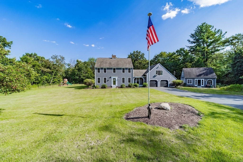 82 W Road Westfield, MA 01085 - Photo 1 of 42