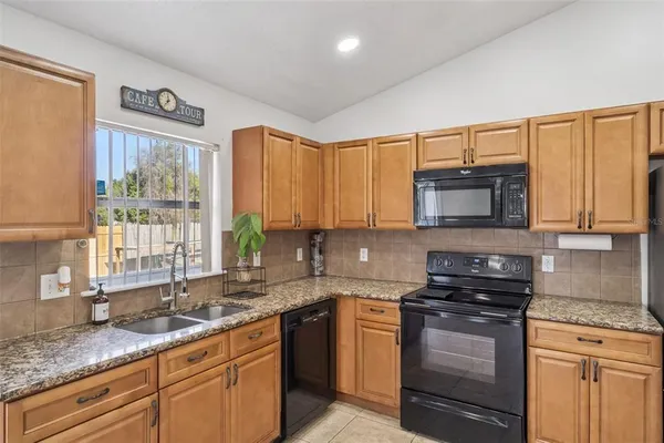 $315,000 | 219 East 15th Street, Apopka, FL 32703