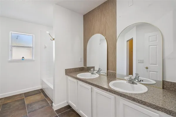 $315,000 | 219 East 15th Street, Apopka, FL 32703