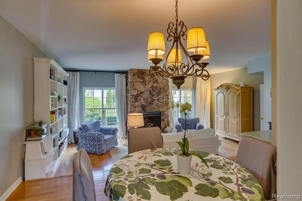 1402 Crescent Lane, Unit 330 Rochester Hills, MI 48306 - Photo 10 of 32