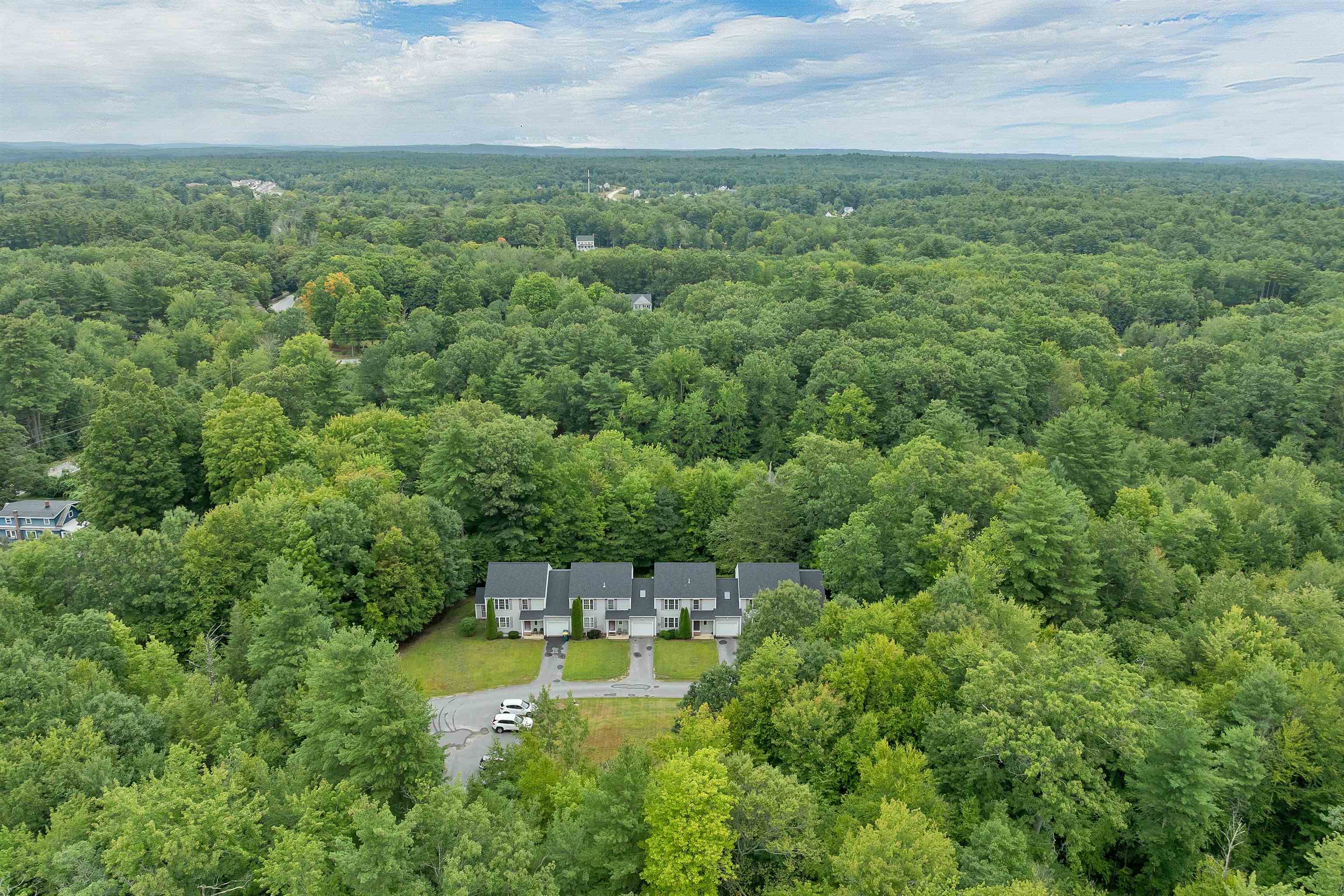 166 Sandown Road, Unit 3 Fremont, NH 03044 - Photo 40 of 41 Gallery Image 40