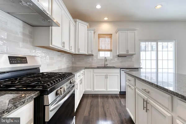 $3,000 | 8349 Daydream Crescent, Pasadena, MD 21122