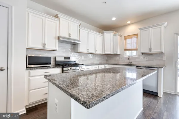 $3,000 | 8349 Daydream Crescent, Pasadena, MD 21122
