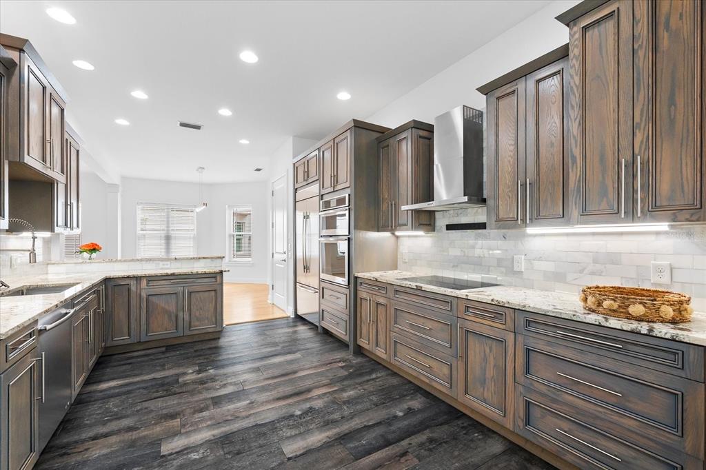 1746 Stapleton Street Sarasota, FL 34239 - Photo 23 of 77 Gallery Image 23