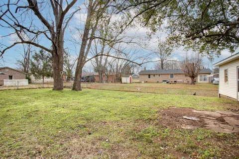 $364,900 | 223 Hampton Road, Columbia, TN 38401