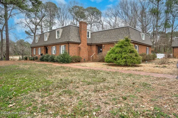 $479,500 | 803 East Beechtree Drive, Nashville, NC 27856