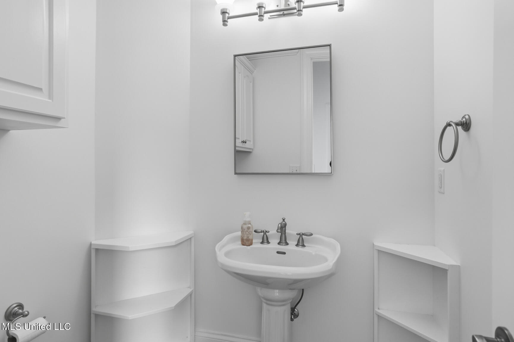 107 Belle Pointe Circle Madison, MS 39110 - Photo 18 of 72 107 Belle Pointe-16