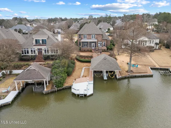 $850,000 | 107 Belle Pointe Circle, Madison, MS 39110