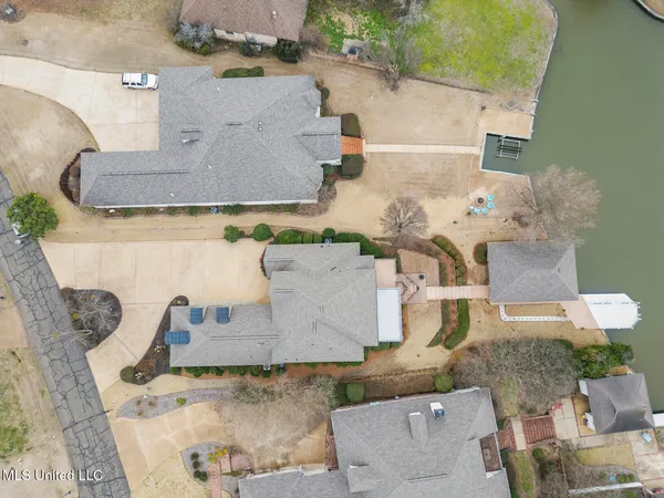 $850,000 | 107 Belle Pointe Circle, Madison, MS 39110