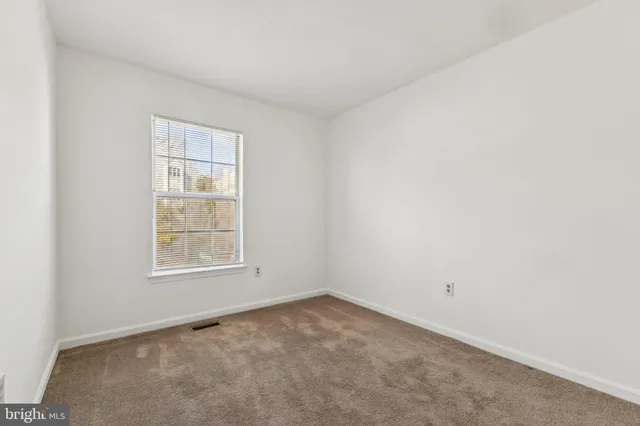 $2,995 | 1925 Inglebrook Drive, Woodbridge, VA 22192