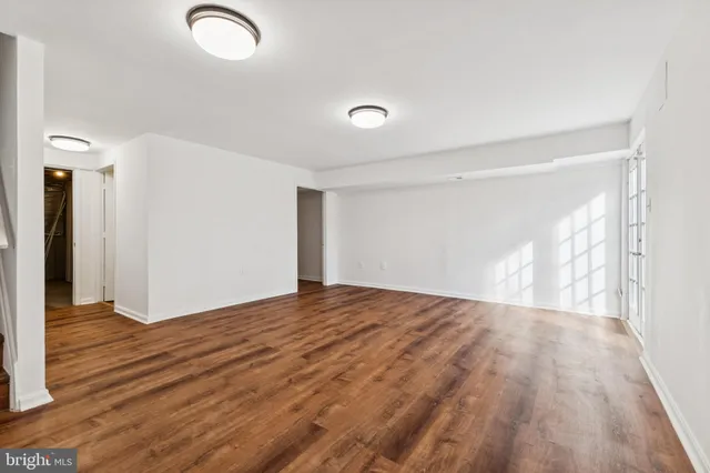 $2,995 | 1925 Inglebrook Drive, Woodbridge, VA 22192