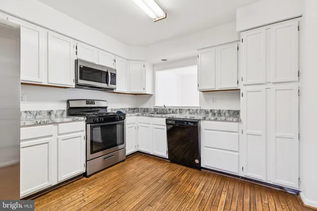 $2,995 | 1925 Inglebrook Drive, Woodbridge, VA 22192