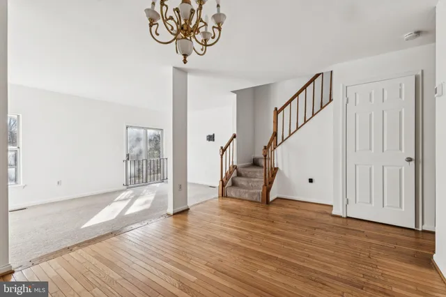 $2,995 | 1925 Inglebrook Drive, Woodbridge, VA 22192