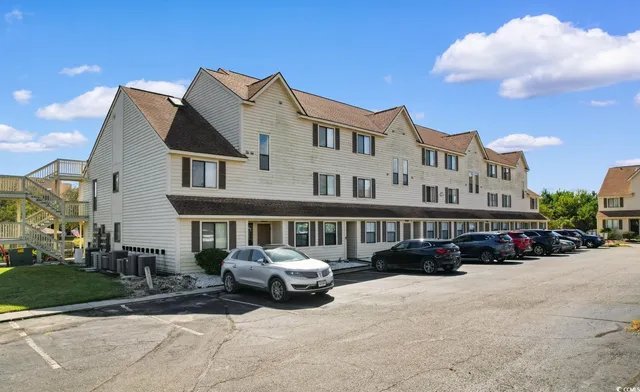 $132,000 | 510 Fairwood Lakes Drive, Unit 17P, Myrtle Beach, SC 29588