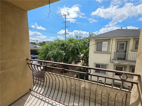 $3,495 | 5321 Auckland Avenue, Unit 1, North Hollywood, CA 91601