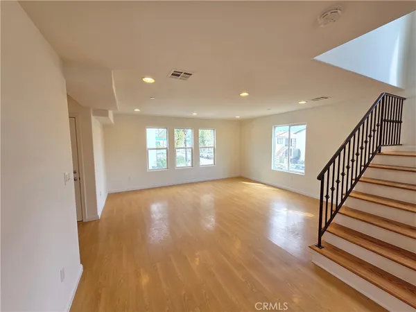 $3,495 | 5321 Auckland Avenue, Unit 1, North Hollywood, CA 91601