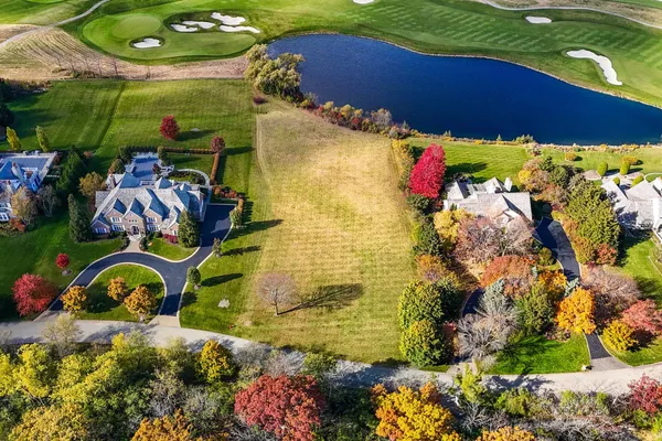 $1,180,000 | 470 Stablewood Lane, Lake Forest, IL 60045