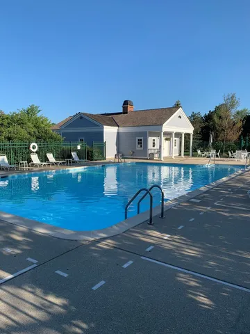 $1,180,000 | 470 Stablewood Lane, Lake Forest, IL 60045