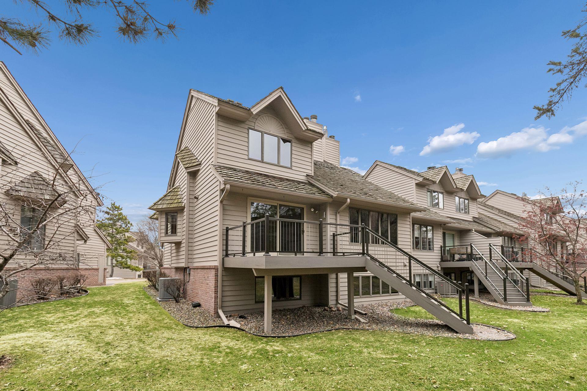 7438 Cahill Road Edina, MN 55439 - Photo 4 of 47