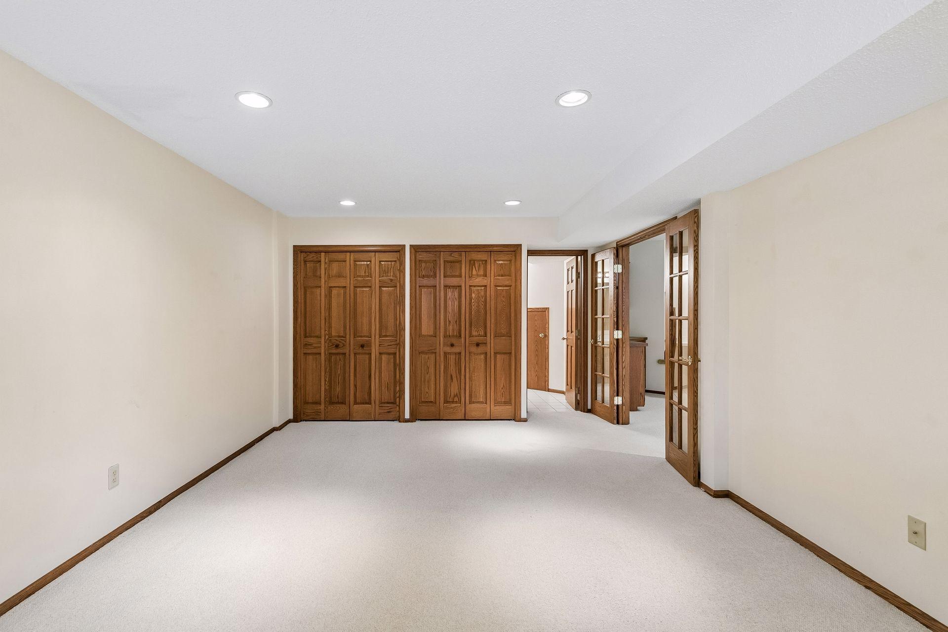 7438 Cahill Road Edina, MN 55439 - Photo 42 of 47