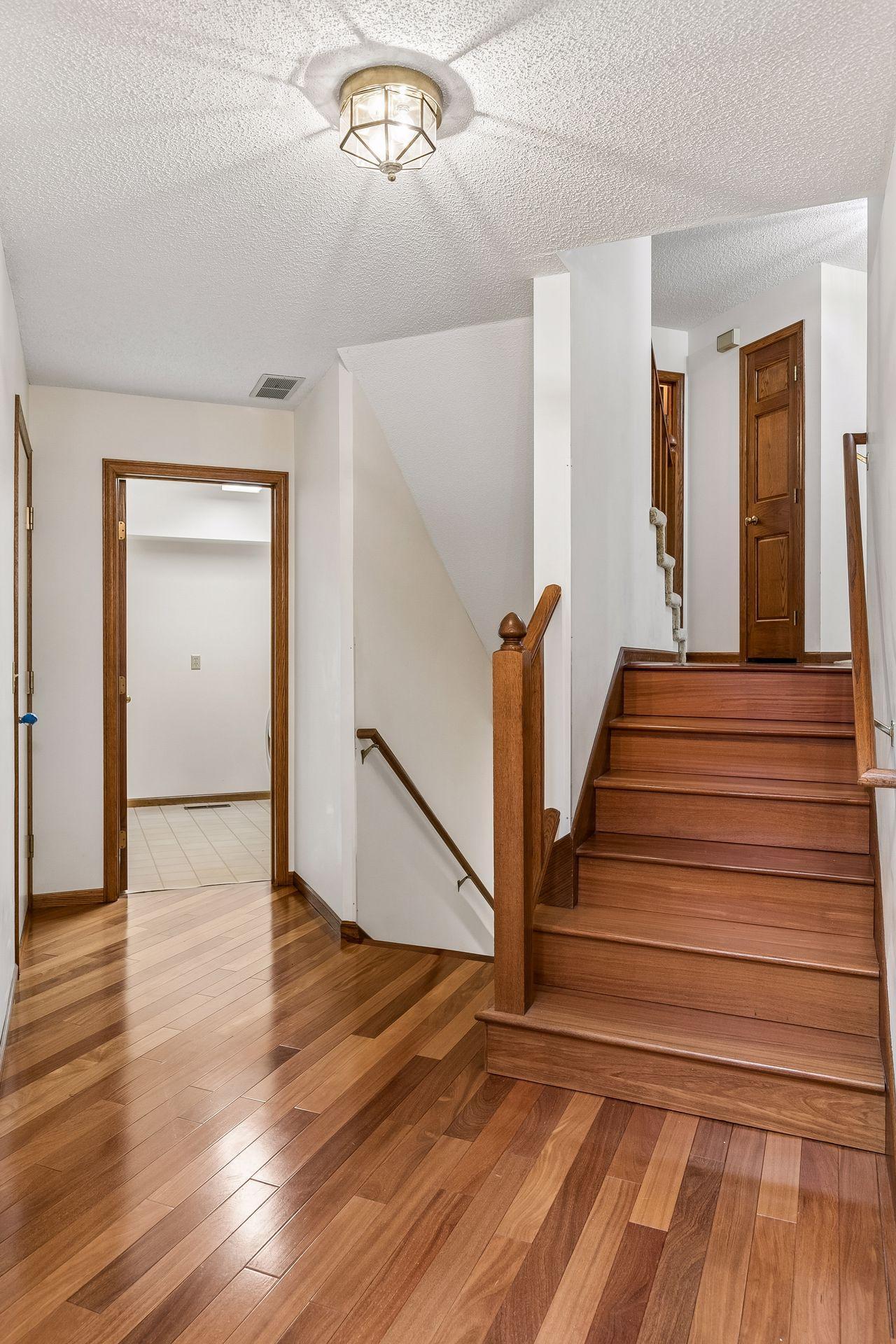 7438 Cahill Road Edina, MN 55439 - Photo 8 of 47